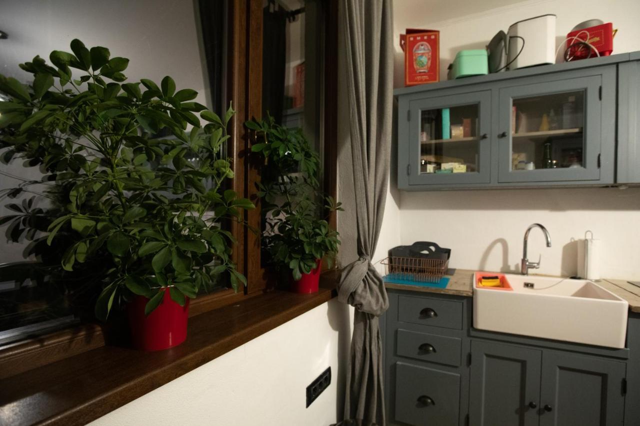 Maison De L'Amour Brebu Nou المظهر الخارجي الصورة